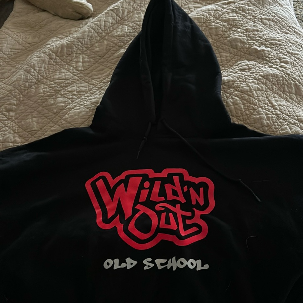 Hoodie sweatshirt with MTV wild and out logo